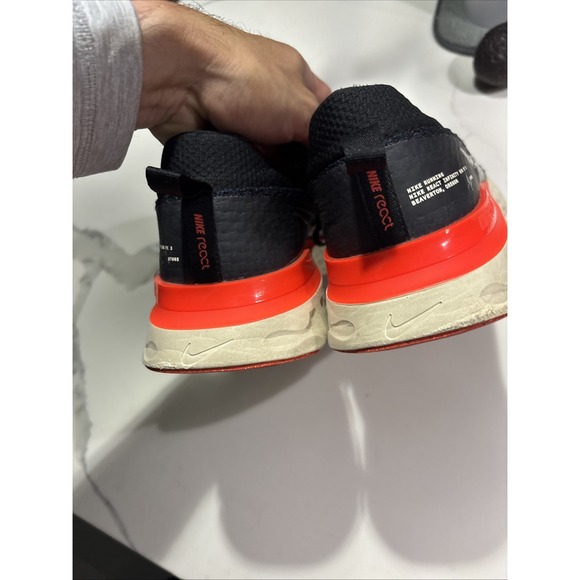 Size 13 - Nike React Infinity Run Flyknit 3 Obsidian Crimson - Picture 4 of 6